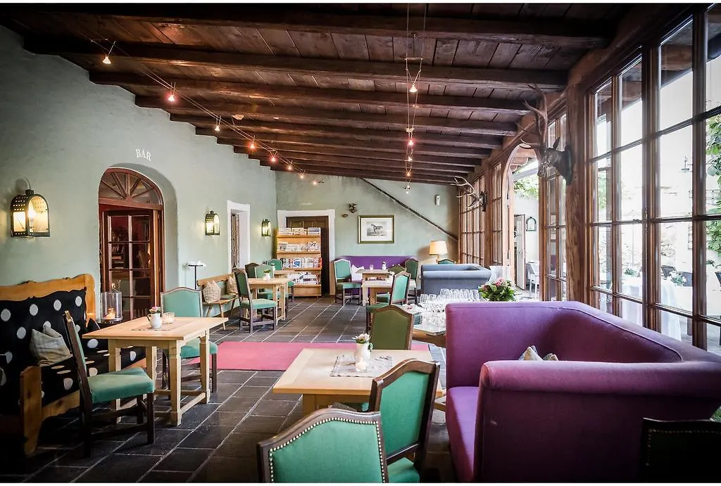 Romantik Spa Hotel Elixhauser Wirt Elixhausen 4*,