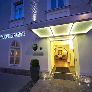 Am Mirabellplatz 4*, Salzburg Ausztria