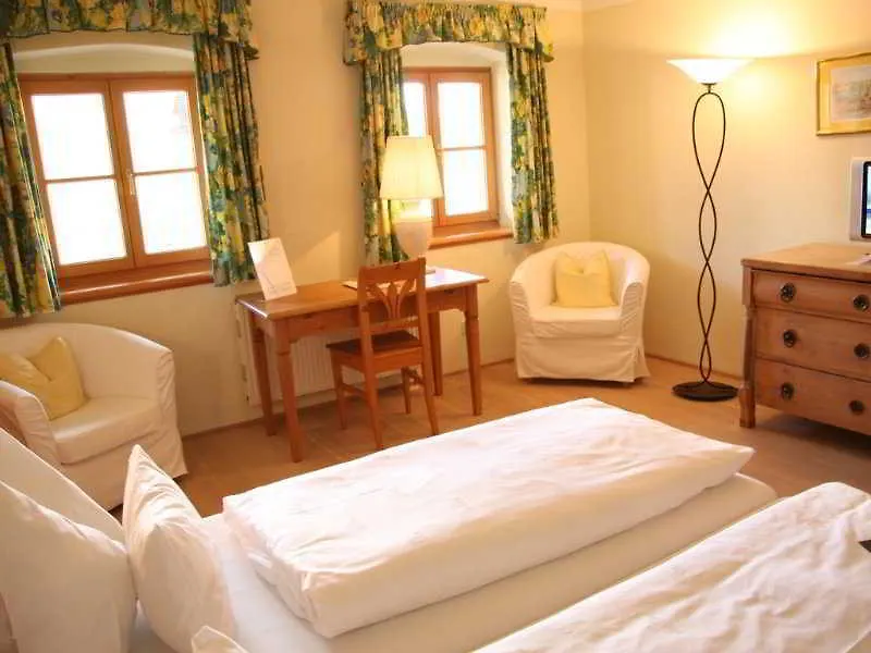 ****  Romantik Spa Hotel Elixhauser Wirt Elixhausen Austria